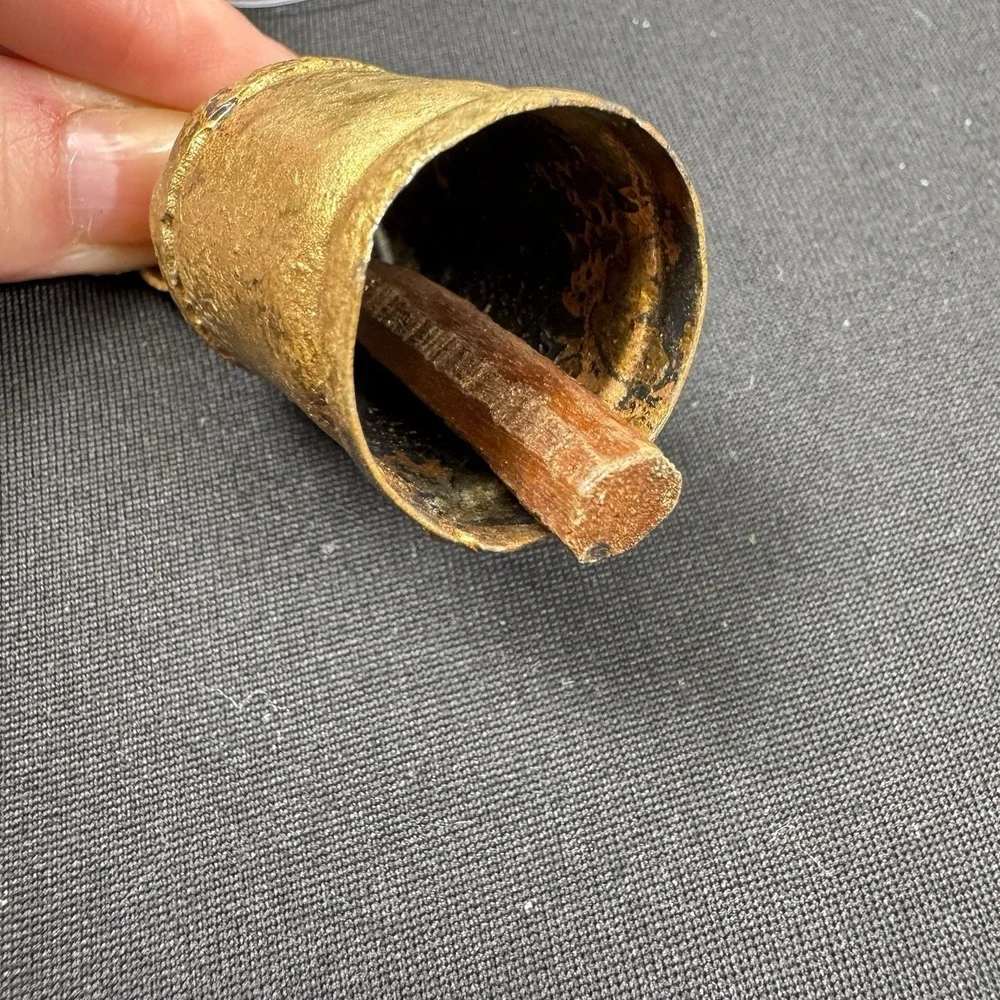 Small‎ Animal Bell Primitive Folk